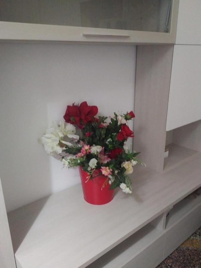 Wow Home - 175 Mq - Posteggio Privato - Davanti Porto Traghetti - Fino A 10 Posti Letto Γένοβα Εξωτερικό φωτογραφία