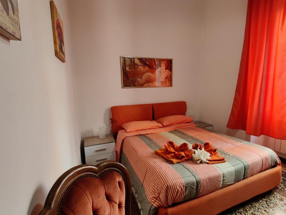 Wow Home - 175 Mq - Posteggio Privato - Davanti Porto Traghetti - Fino A 10 Posti Letto Γένοβα Εξωτερικό φωτογραφία