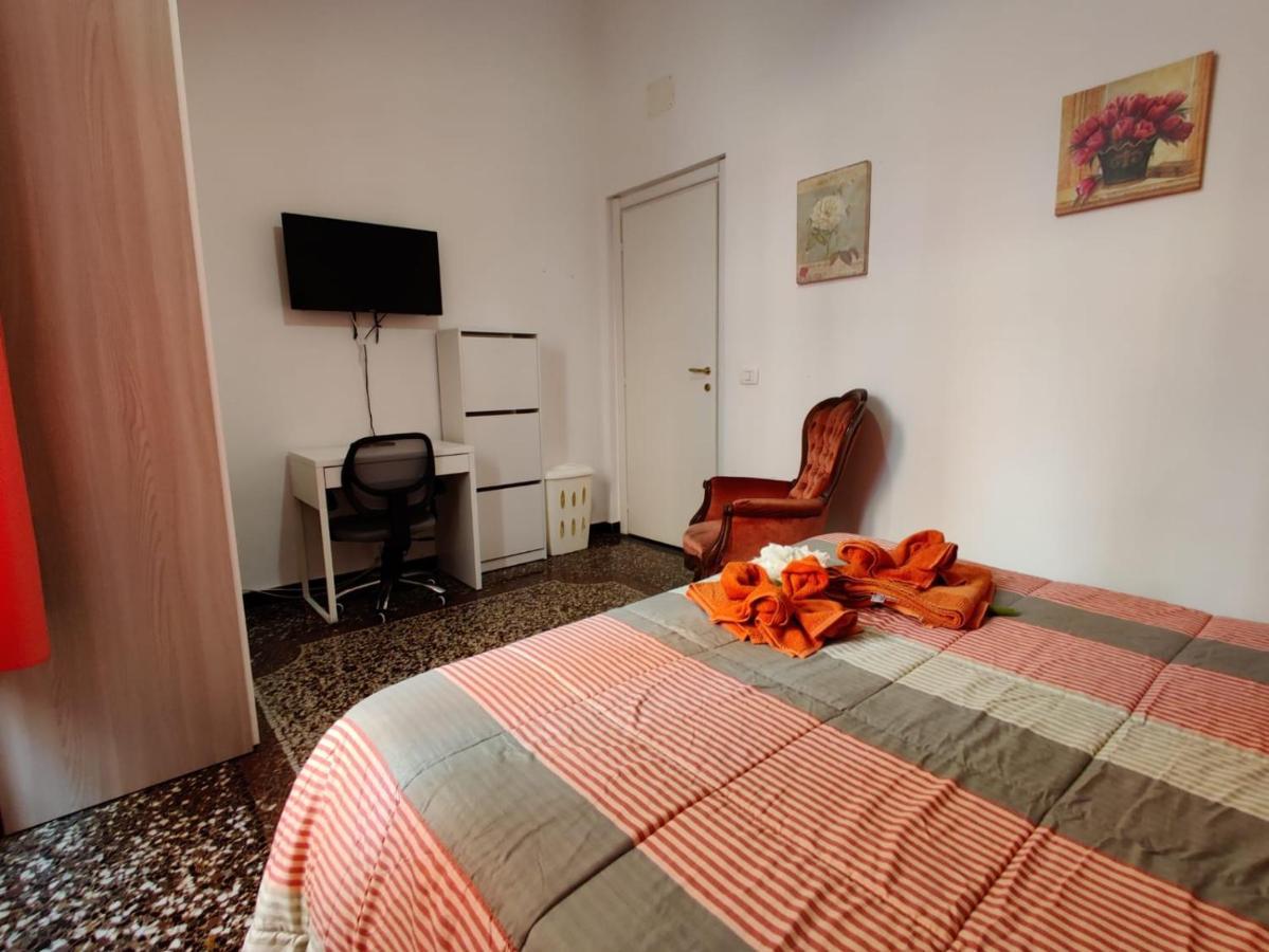 Wow Home - 175 Mq - Posteggio Privato - Davanti Porto Traghetti - Fino A 10 Posti Letto Γένοβα Εξωτερικό φωτογραφία