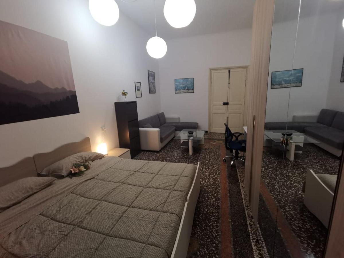 Wow Home - 175 Mq - Posteggio Privato - Davanti Porto Traghetti - Fino A 10 Posti Letto Γένοβα Εξωτερικό φωτογραφία