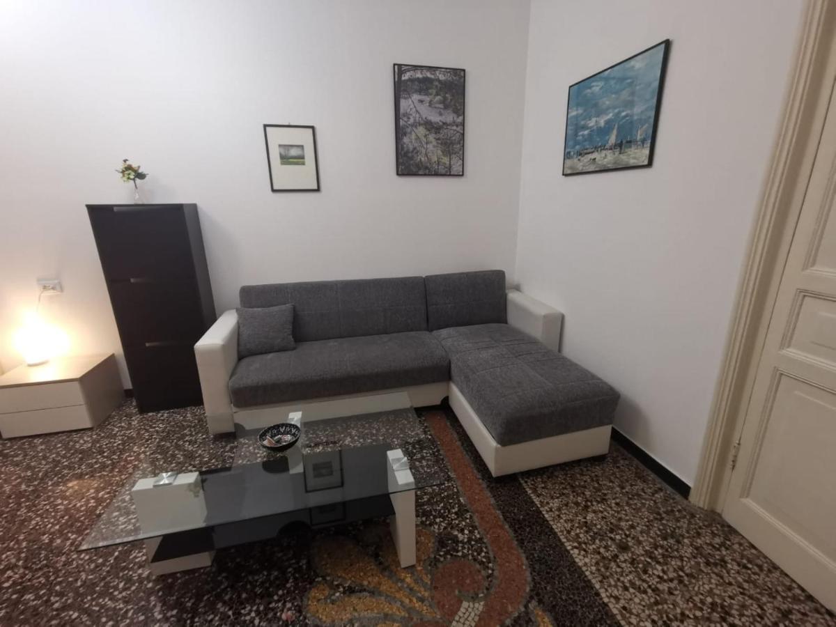 Wow Home - 175 Mq - Posteggio Privato - Davanti Porto Traghetti - Fino A 10 Posti Letto Γένοβα Εξωτερικό φωτογραφία