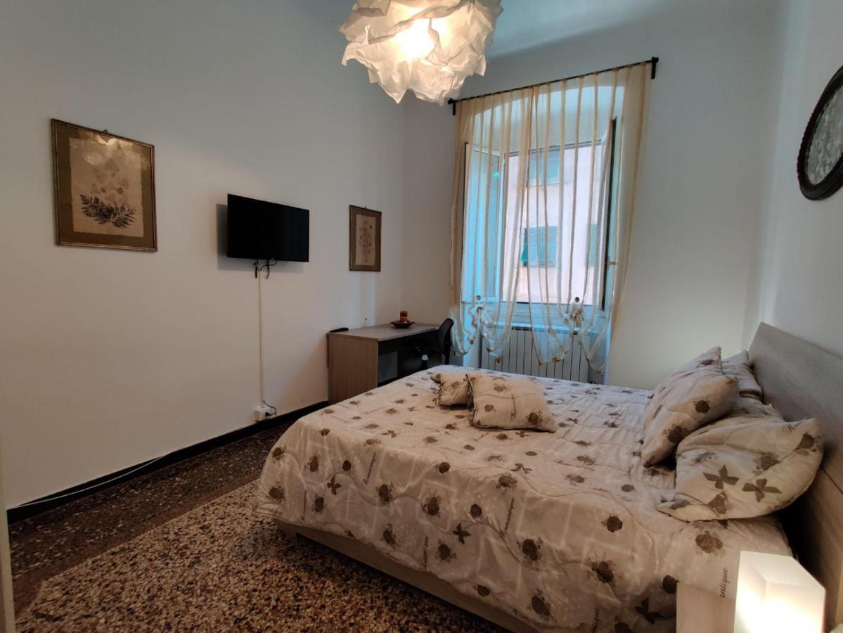 Wow Home - 175 Mq - Posteggio Privato - Davanti Porto Traghetti - Fino A 10 Posti Letto Γένοβα Εξωτερικό φωτογραφία