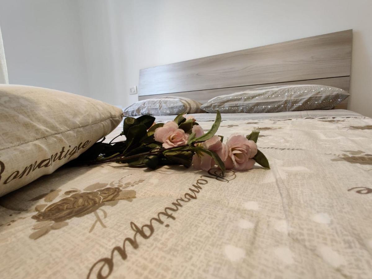 Wow Home - 175 Mq - Posteggio Privato - Davanti Porto Traghetti - Fino A 10 Posti Letto Γένοβα Εξωτερικό φωτογραφία