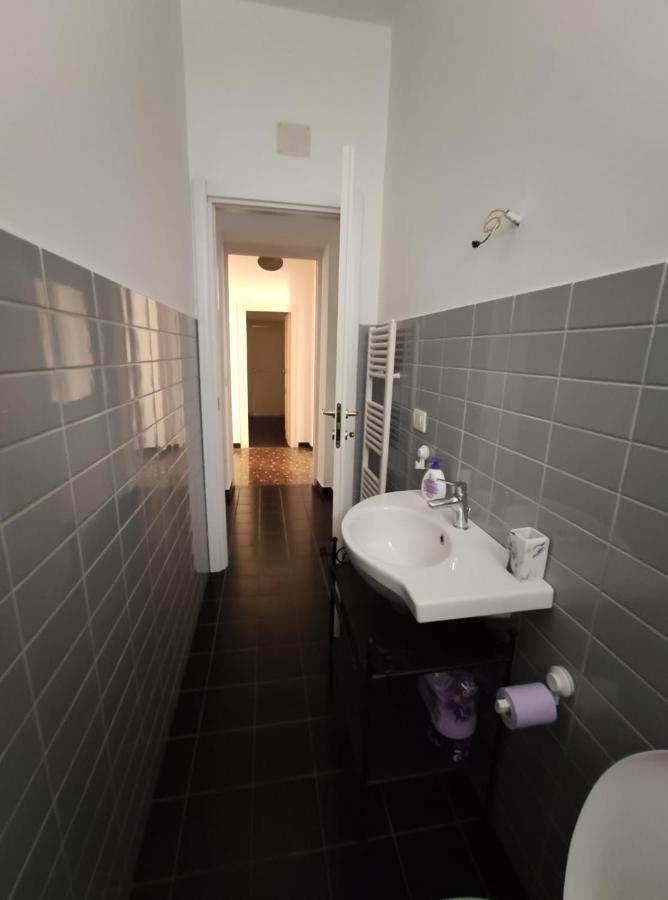 Wow Home - 175 Mq - Posteggio Privato - Davanti Porto Traghetti - Fino A 10 Posti Letto Γένοβα Εξωτερικό φωτογραφία