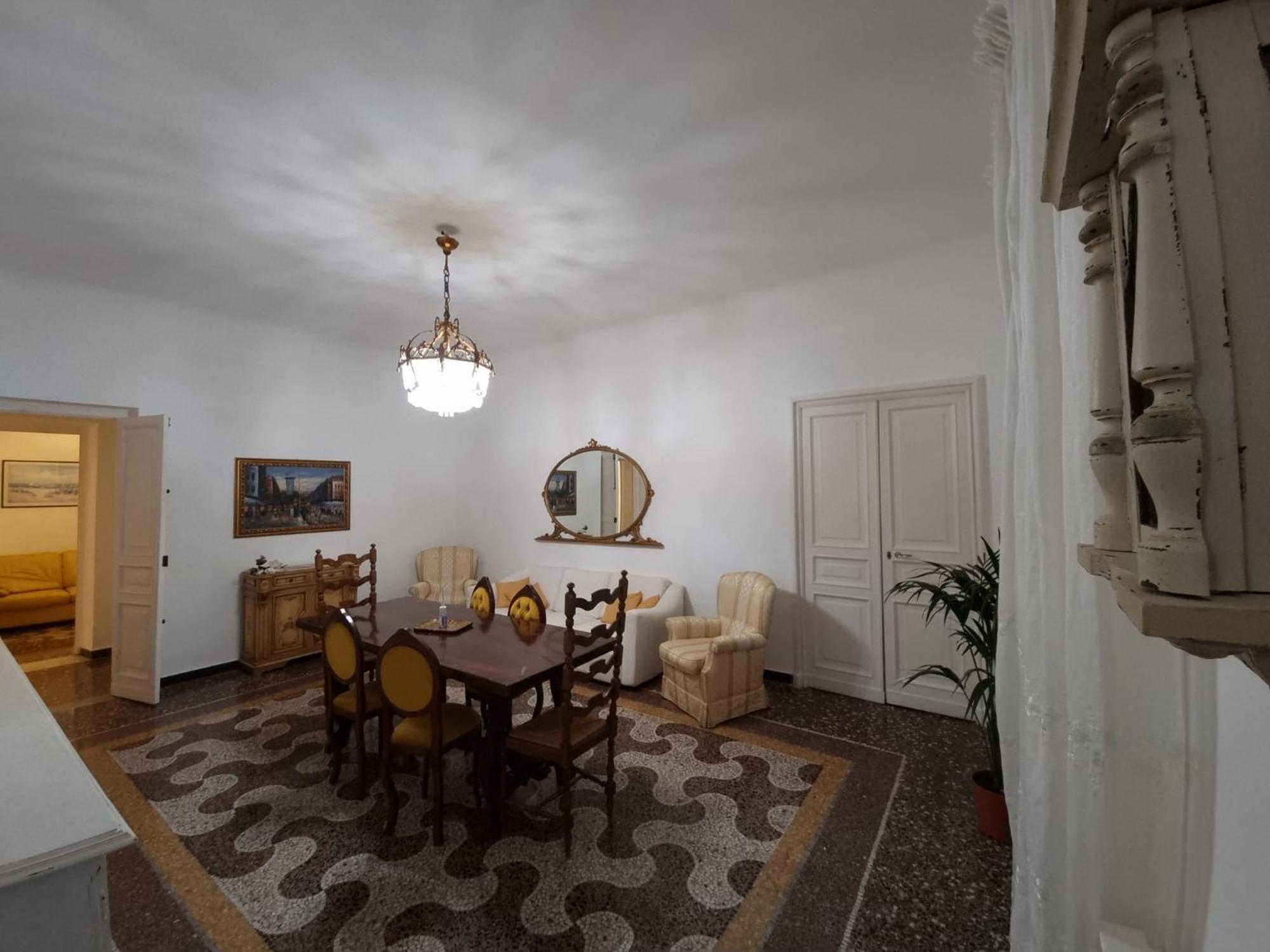 Wow Home - 175 Mq - Posteggio Privato - Davanti Porto Traghetti - Fino A 10 Posti Letto Γένοβα Εξωτερικό φωτογραφία